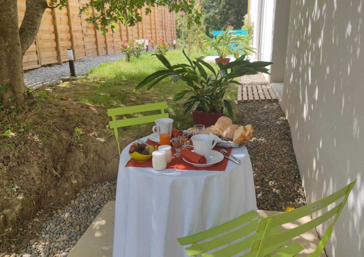Les Treilles De Salies - Spa Et Sauna Interieur エクステリア 写真